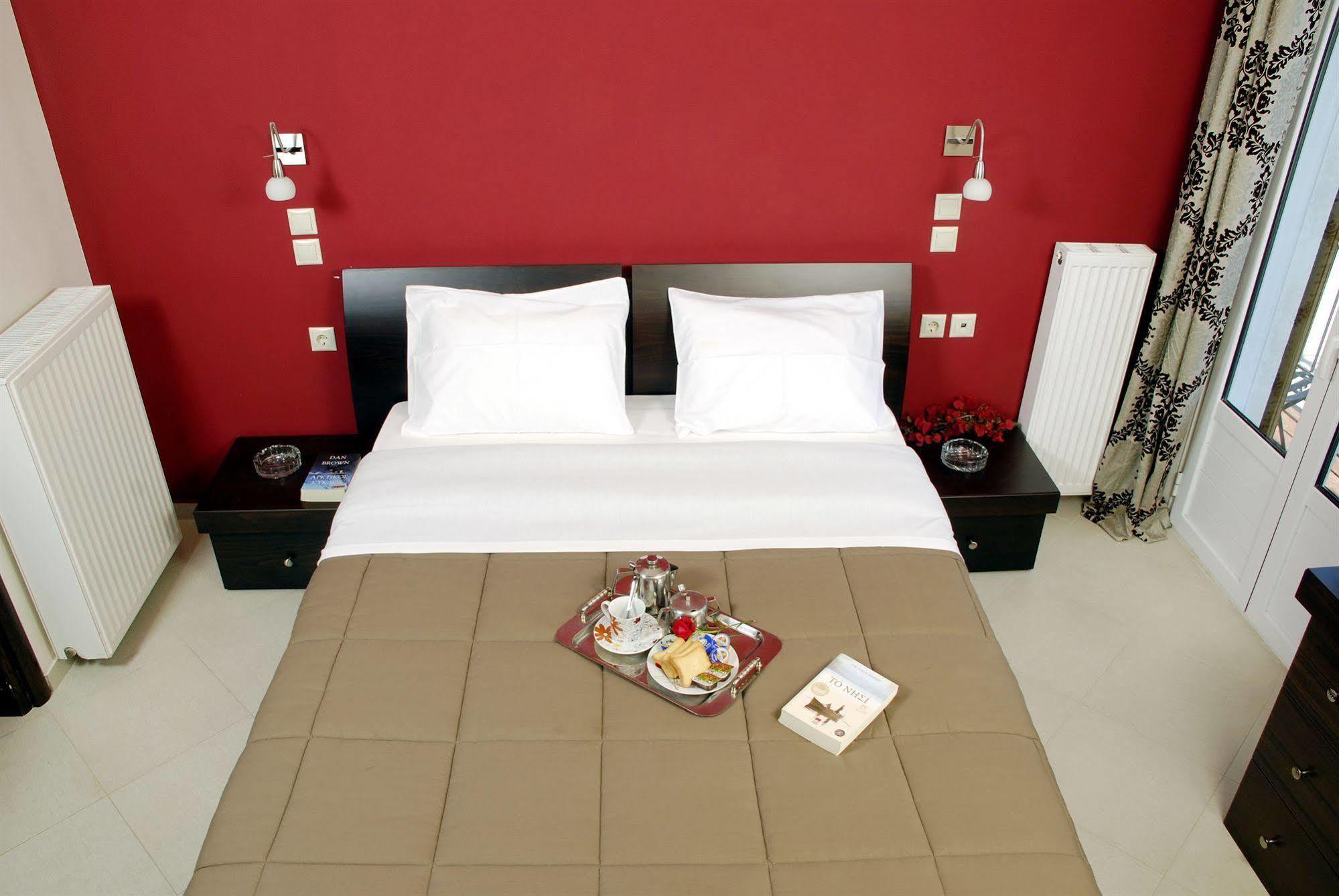 Hirolakas Guest house