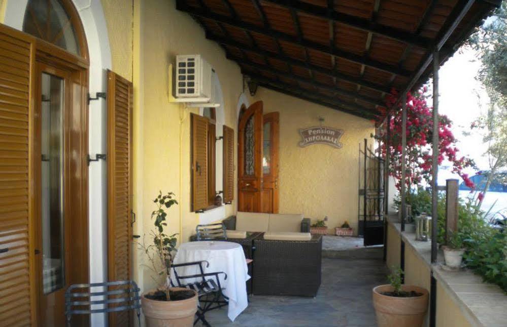 Hirolakas Guest house 2*